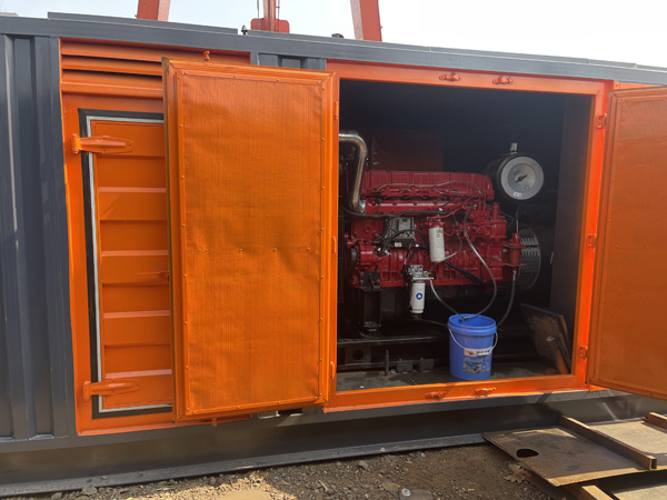 清徐柴油发电机组在高温环境下运行时需要注意哪些问题？