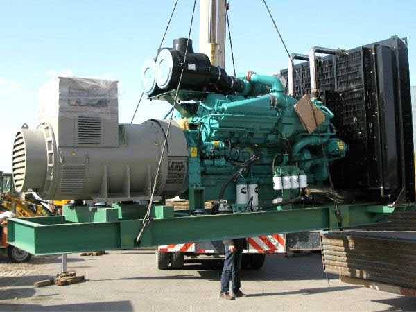 清徐冬季柴油发电机启动前，如何检查燃油标号是否适配？